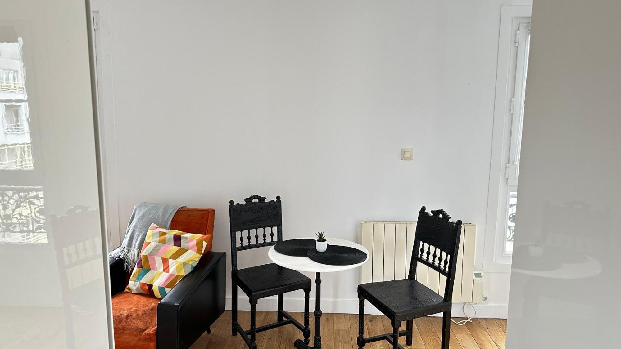 Charmant Studio Au Coeur Du 18E Apartment Paris Exterior photo